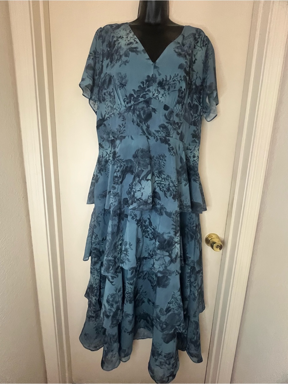 Ador Blue Floral Tiered V-Neck Women's Dress